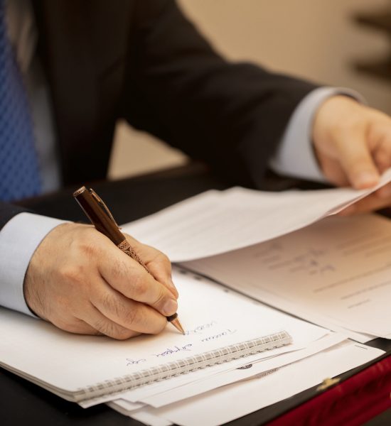 Missouri estate planning attorney reviewing legal documents