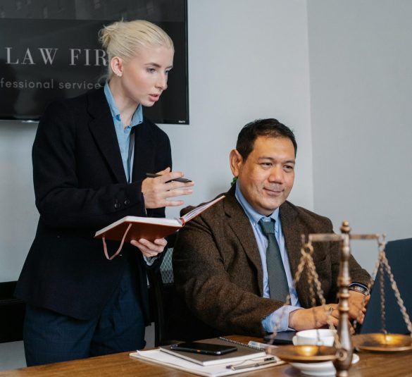 lawyer-looking-at-screen